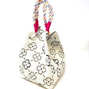 😍Trending! Colourful Clover Canvas Hand Tote